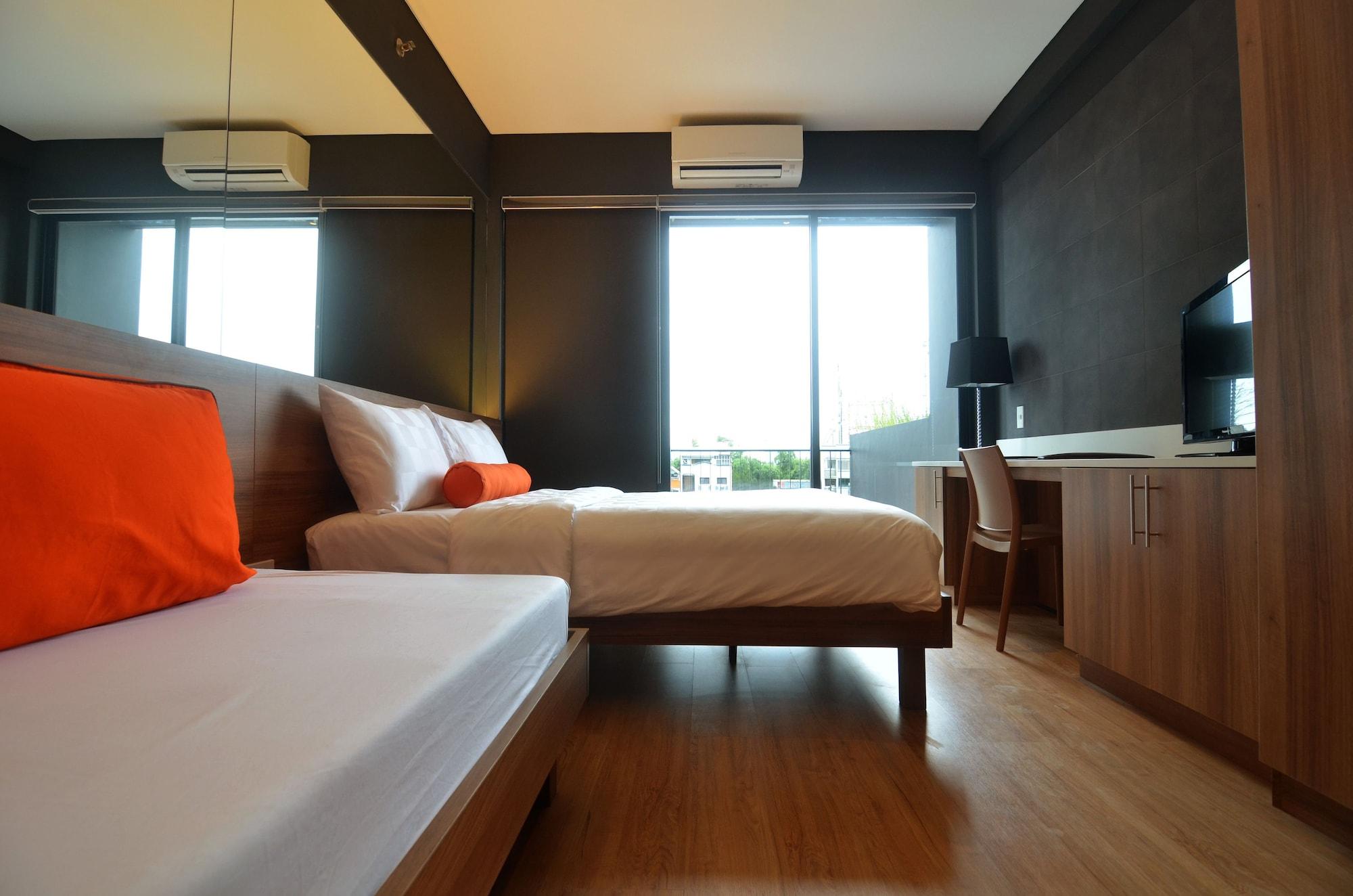 Azumi Boutique Hotel Muntinlupa City Экстерьер фото