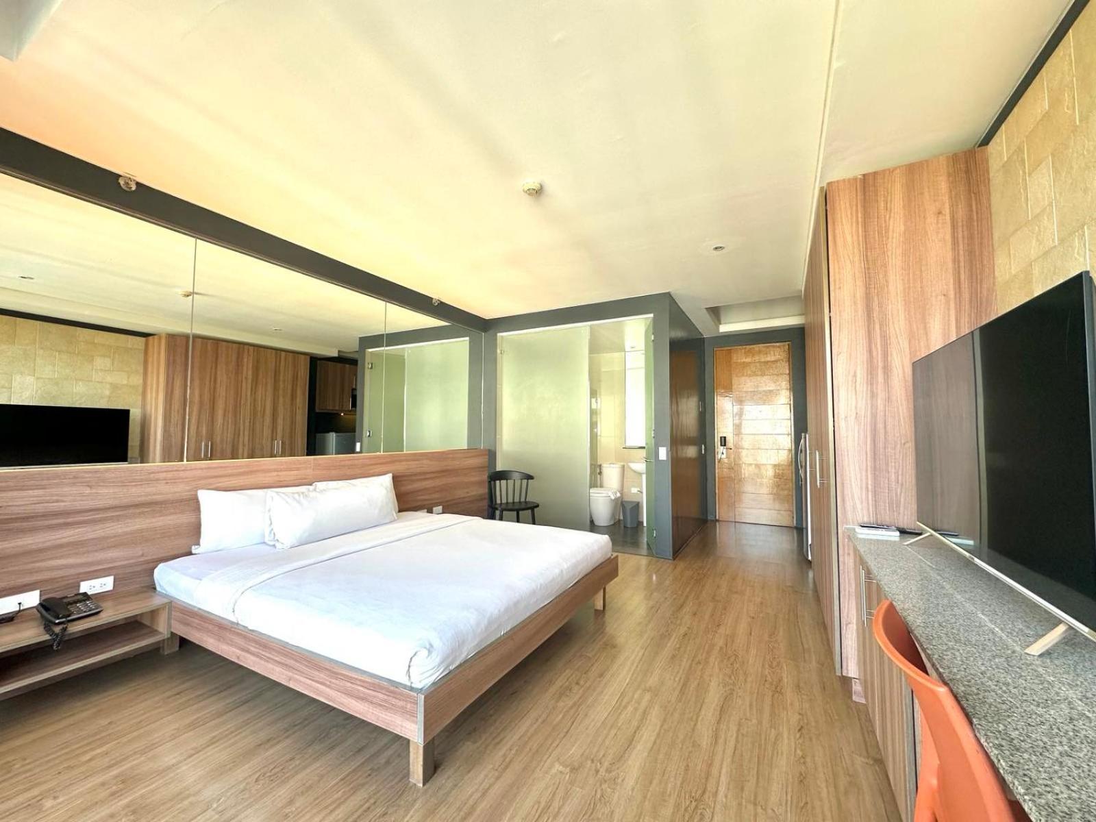 Azumi Boutique Hotel Muntinlupa City Экстерьер фото